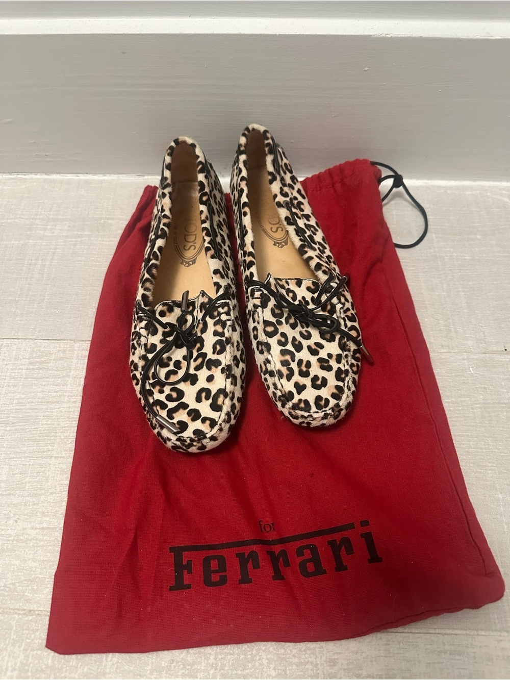Tod's Leopard Print Moccasins - Cream and Black